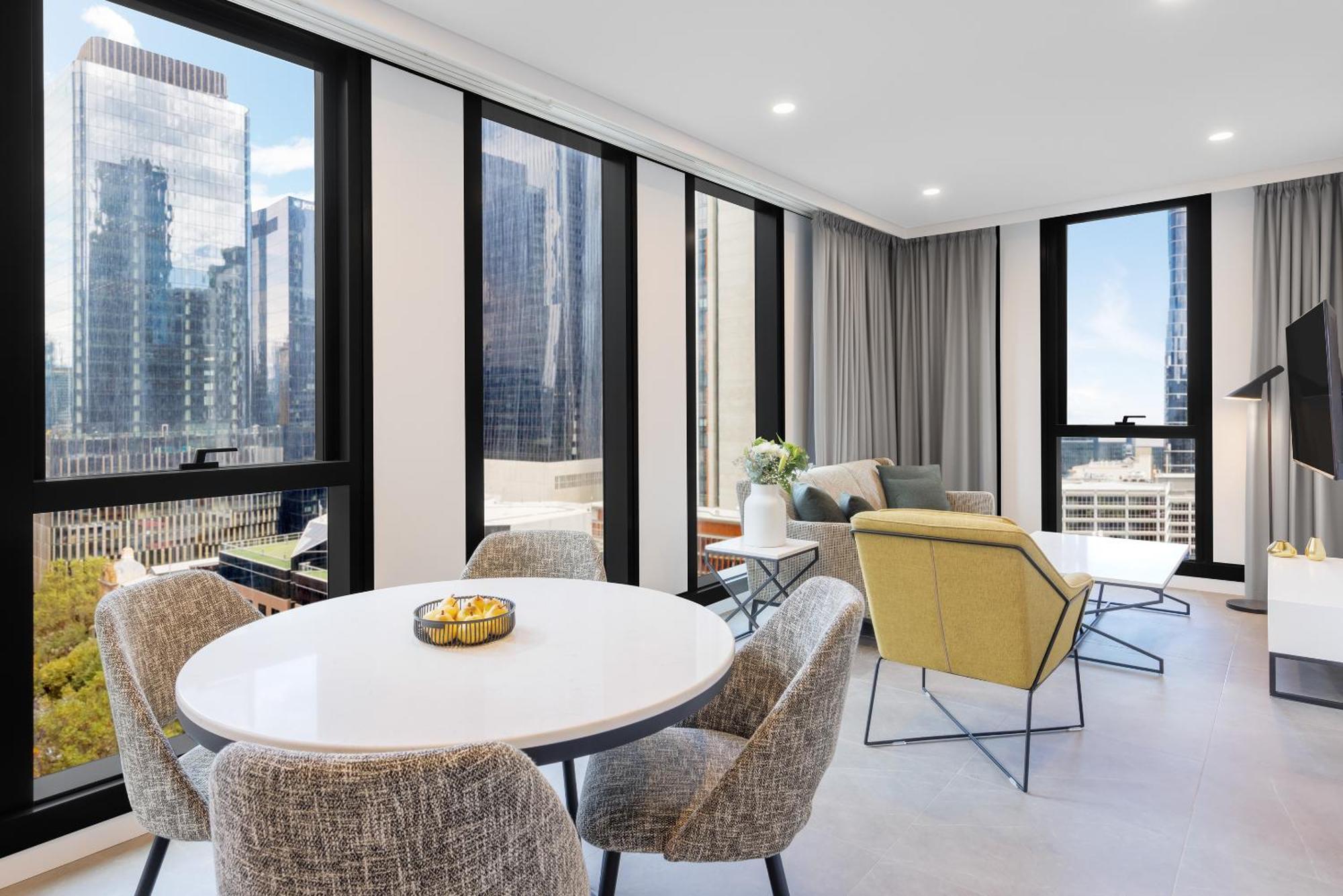Meriton Suites Melbourne Luaran gambar The interior of a typical apartment