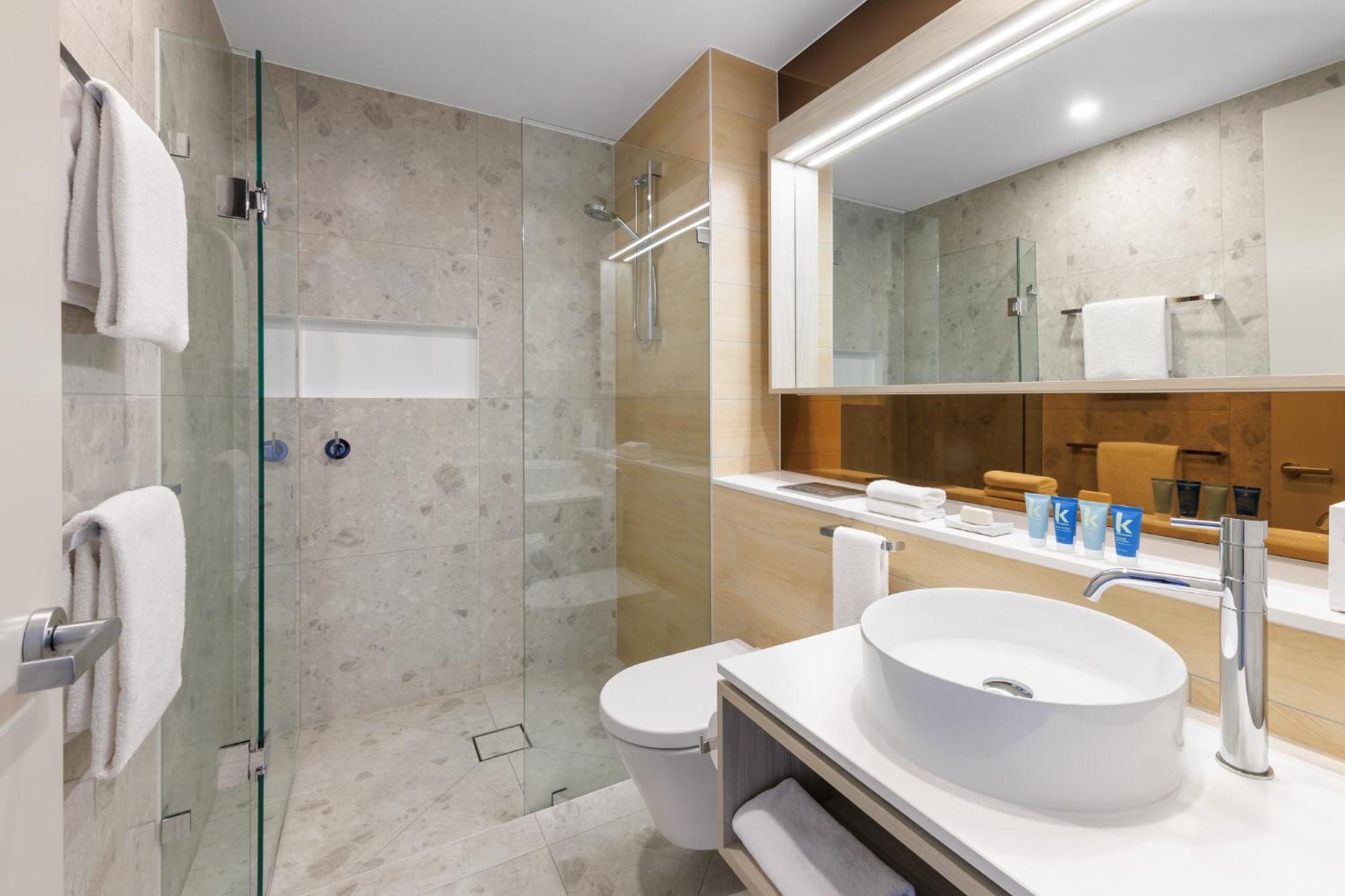 Meriton Suites Melbourne Luaran gambar Bathroom